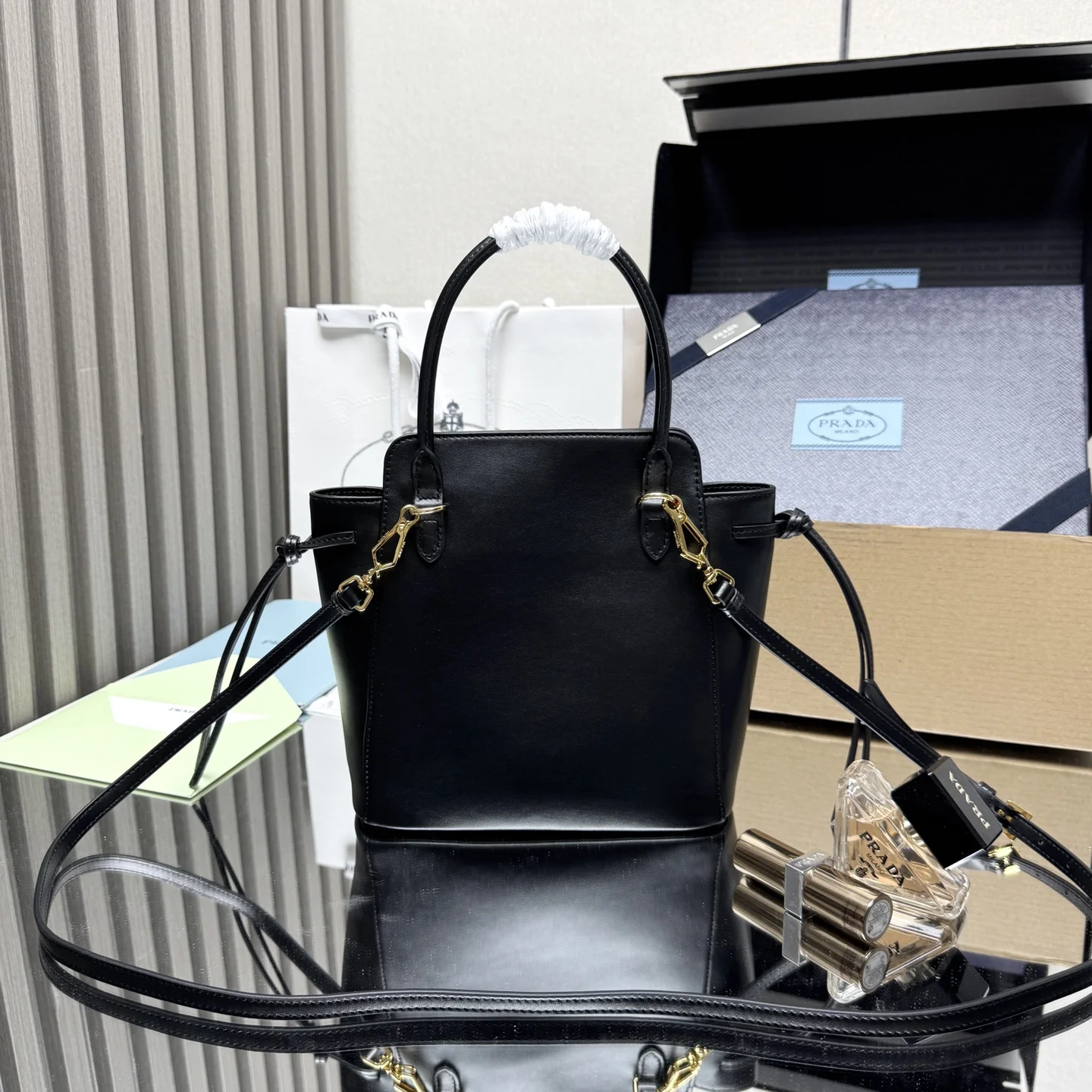 普拉达1BA496 新款牛皮手袋 女士斜挎包 - 细节图 2