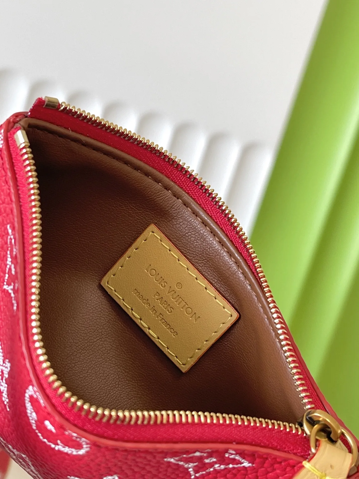 Louis Vuitton M24425 SPEEDY P9 Full Leather Pillow Bag Handheld Crossbody Bag - Detail view 9