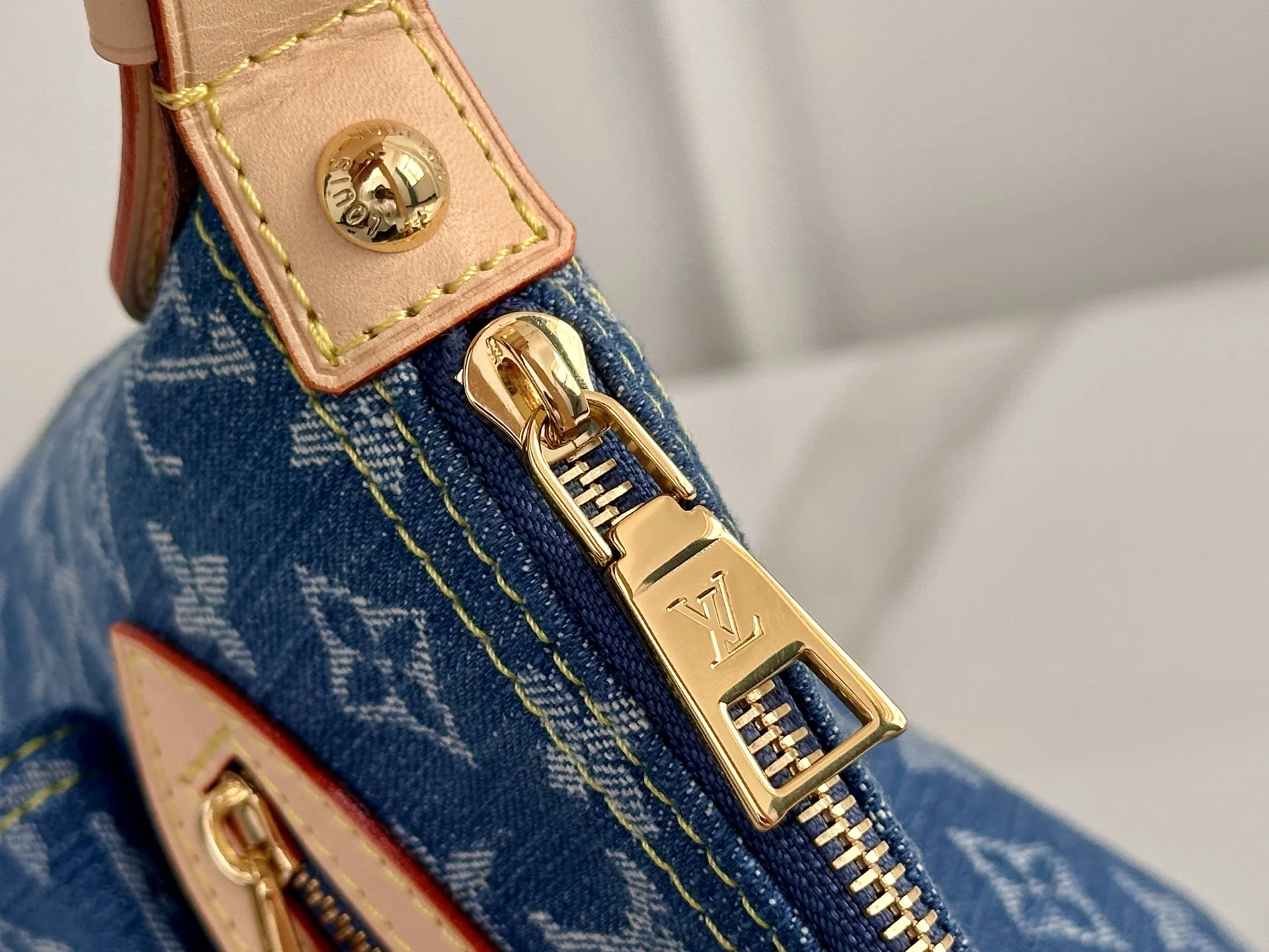 Louis Vuitton M27329 Denim Fabric Tote Bag Women s Shoulder Bag - Detail view 7