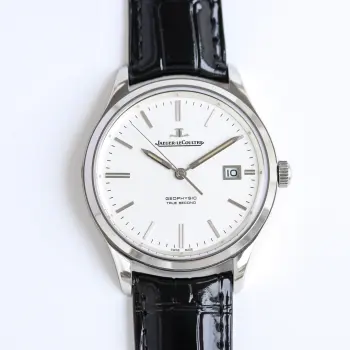<p>V9 新品 积家 JL 大师日历系列J28 </p><p>该腕表机芯采用改一体机899型号机芯 机芯28800节拍走时稳  尺寸 39mmX9.8mm 精致的超薄形外观 蓝宝石镜面玻璃 显得格外的精致 表带可选钢带或皮带 S1精致推荐男士机械腕表 </p>