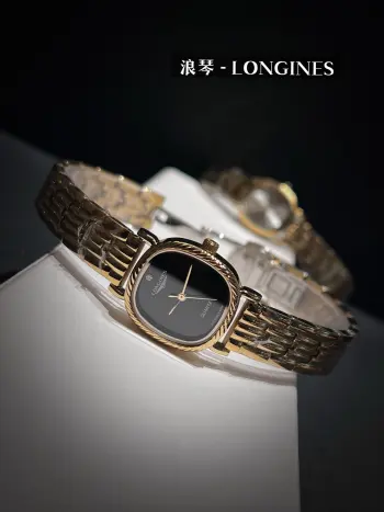 <p>将最爱的中古表延续到底 最新浪琴longines麦穗款 精致藏在细节里 它以无字天书设计独树一帜 摒弃繁杂 于高级黑金盘面间 铺设低调奢华 12点位镶嵌天然钻石 诠释女性的极致魅力 尺寸28mm</p>