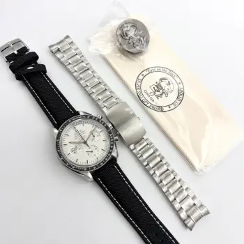  <p>SMF Factory 弥补遗憾 三代齐飞</p><p>欧米茄 OMEGA RW6 超霸系列 顶配版 1.2.3代史努比周年纪念腕表</p>6   机芯采用3861手动上链跟原版一致 机芯经过多方面升级改良比之前更加稳定 男士多功能机械腕表 </p>