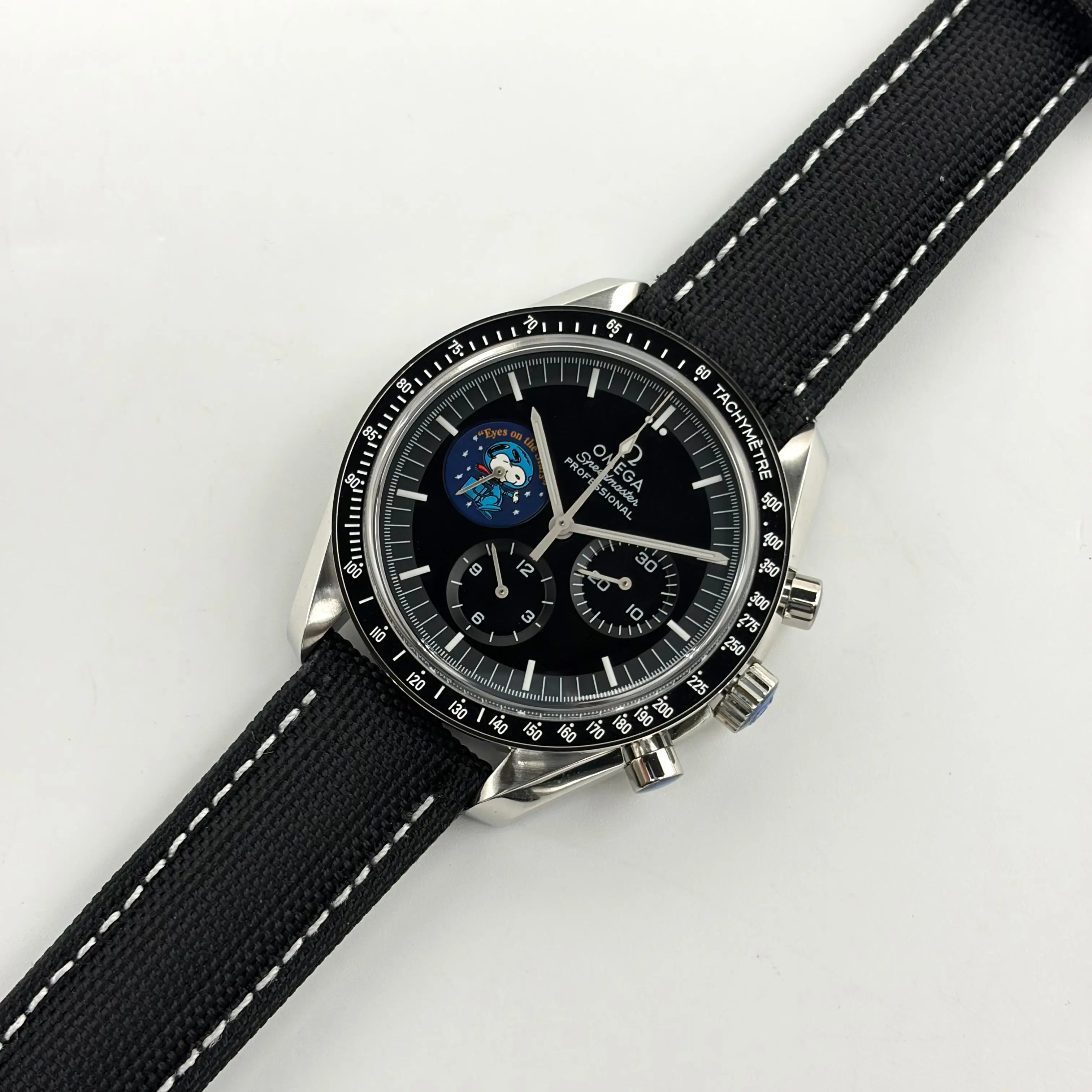  <p>SMF Factory 弥补遗憾 三代齐飞</p><p>欧米茄 OMEGA RW6 超霸系列 顶配版 1.2.3代史努比周年纪念腕表</p>6   机芯采用3861手动上链跟原版一致 机芯经过多方面升级改良比之前更加稳定 男士多功能机械腕表 </p>