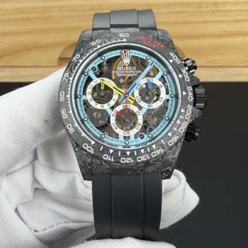 <p>BLAKEN 顶配升级碳纤维改装 劳力士 ROLEX 迪通拿系列 B33 宇宙计型迪通拿全碳纤维版本 BKL </p><p>Full Carbon Rolex Daytona 4th Gen   BLAKEN Top Upgrade  </p><p>40mm 表径低调大气质感拉满</p>男士多功能机械腕表 </p>