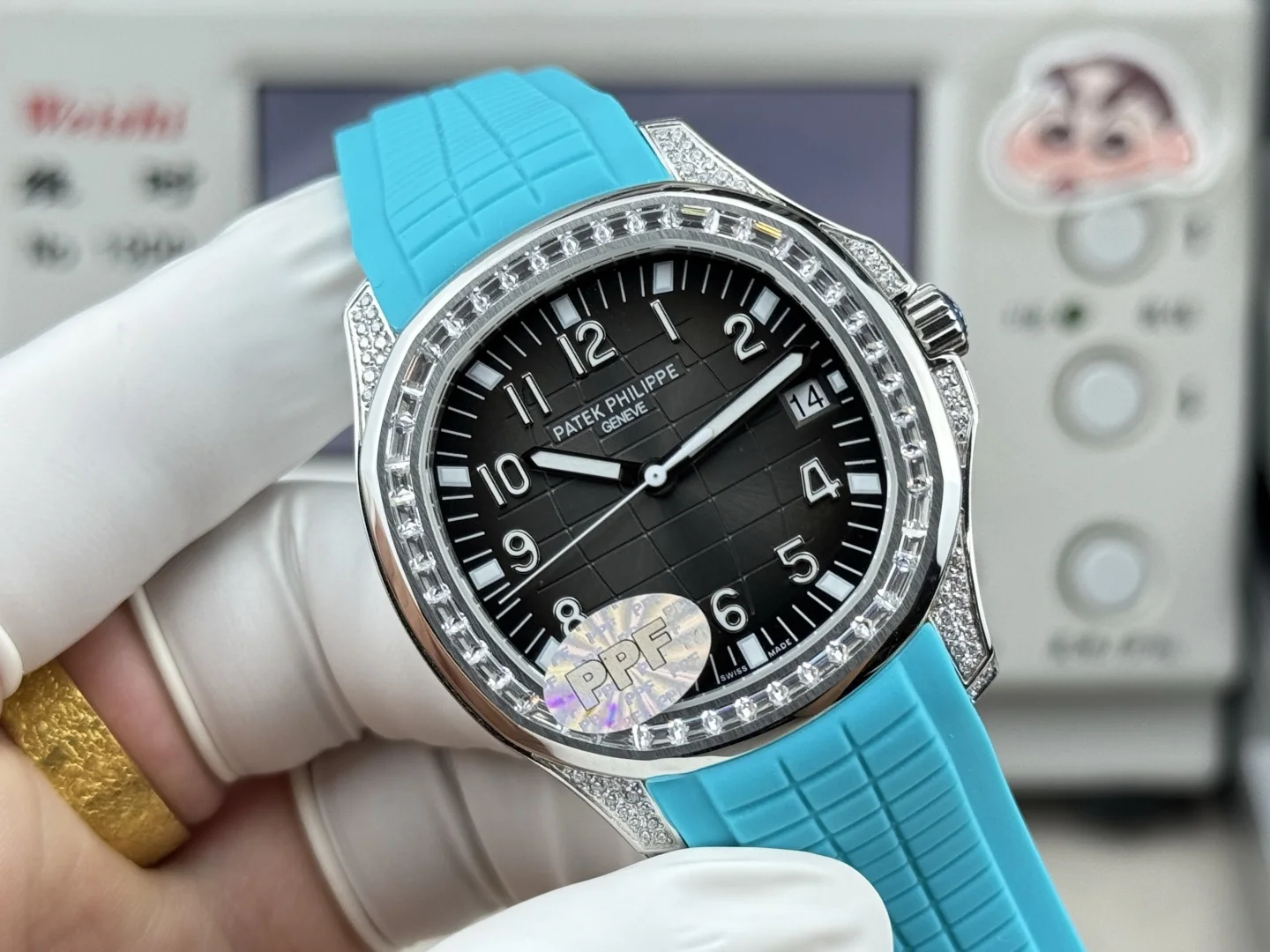 PATEK PHILIPPE Hidden Full Diamond T-Series Watch Men s Mechanical Watch - Detail view 2