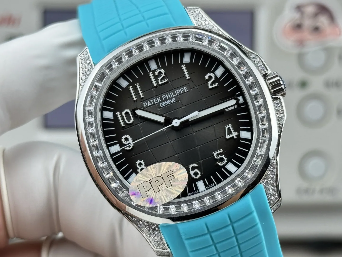 PATEK PHILIPPE Hidden Full Diamond T-Series Watch Men s Mechanical Watch - Detail view 4