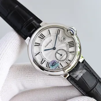3WF 卡地亚 CARTIER 蓝气球两针半男士腕表 大号 42mm,一款深得正品精髓的经典腕表 认准细节很重要 指针是烧蓝钢指针 水滴蓝宝石玻璃镜面 全自动机械机芯 这是一款百搭时尚精致无比的腕表  请认准独家品质