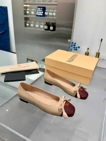 新品羊皮鞋 女士皮鞋
