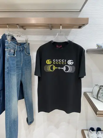 Latest men s short-sleeve round neck T-shirt