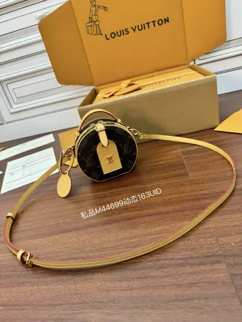 <p>独家163首发型号 M44699私品 163动态UID 进口菱形面料 品质第九次升级 进口原厂皮 专柜同步 动态电子芯片 礼品袋 保护纸 铜版电子标签 合格证 皮料是正品代工厂意大利A级树膏皮 私品 :所谓的私品 是在于品质 五金 面料 手工 油边 A级出品 拍摄图跟产品一致</p> <p>独家163首发型号 M44699私品 163动态UID 进口菱形面料 品质第九次升级 进口原厂皮 专柜同步 动态电子芯片 礼品袋 保护纸 铜版电子标签 合格证 皮料是正品代工厂意大利A级树膏皮 私品 :所谓的私品 是在于品质 五金 面料 手工 油边 A级出品 拍摄图跟产品一致</p>