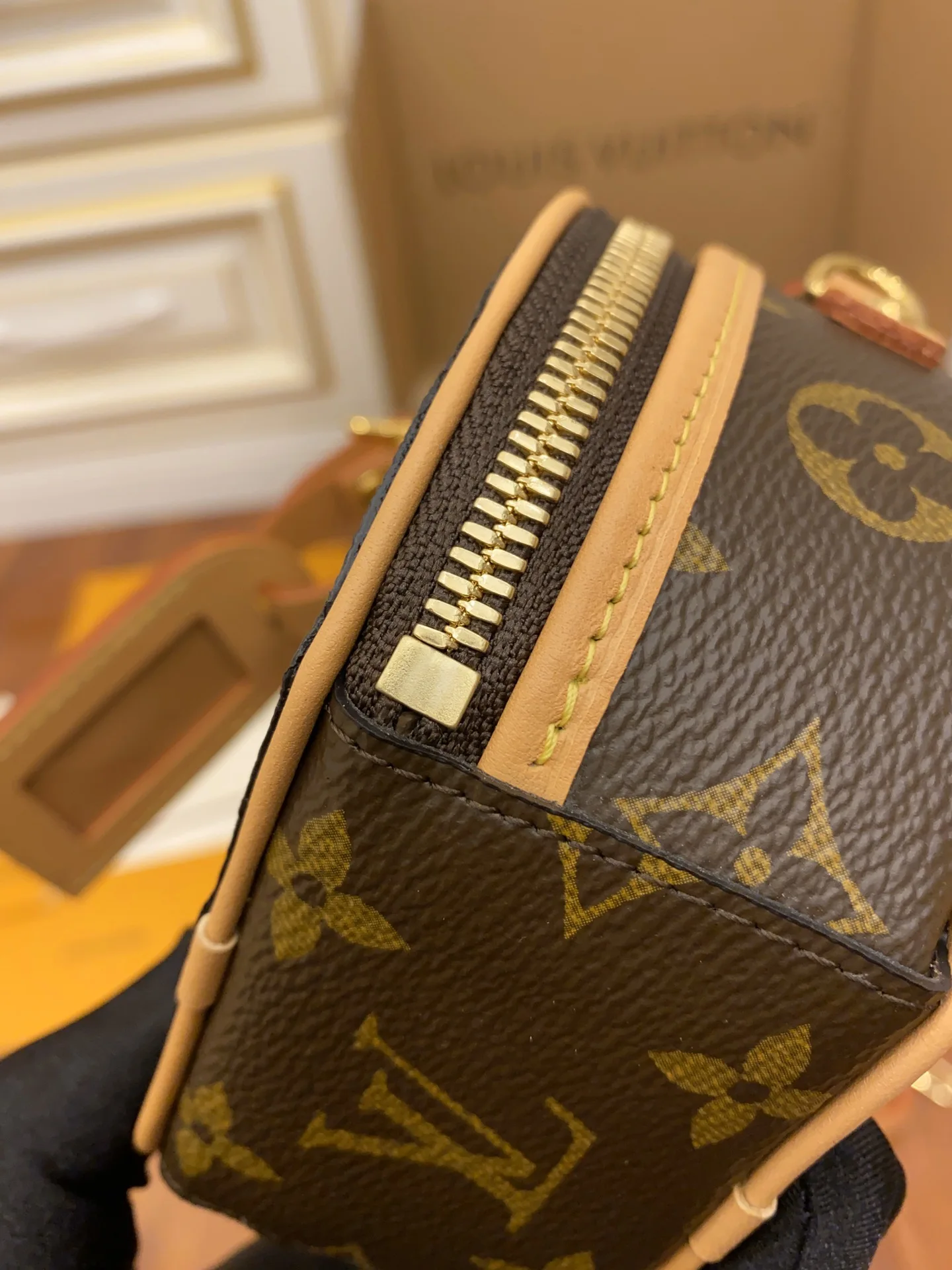 LVM44699 意大利A级树膏皮手袋 女士斜挎包 - 细节图 9
