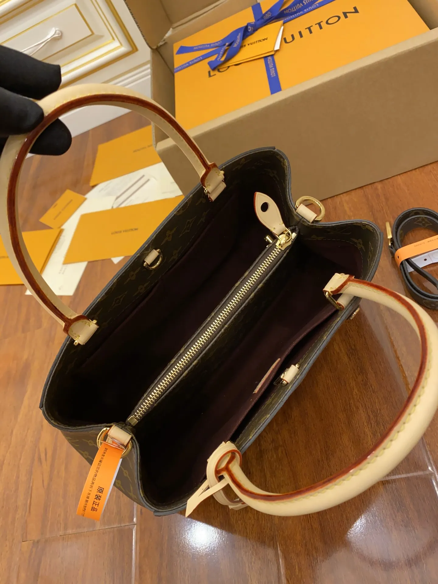 LVM41056 意大利A级树膏皮手袋 女士斜挎包 - 细节图 6