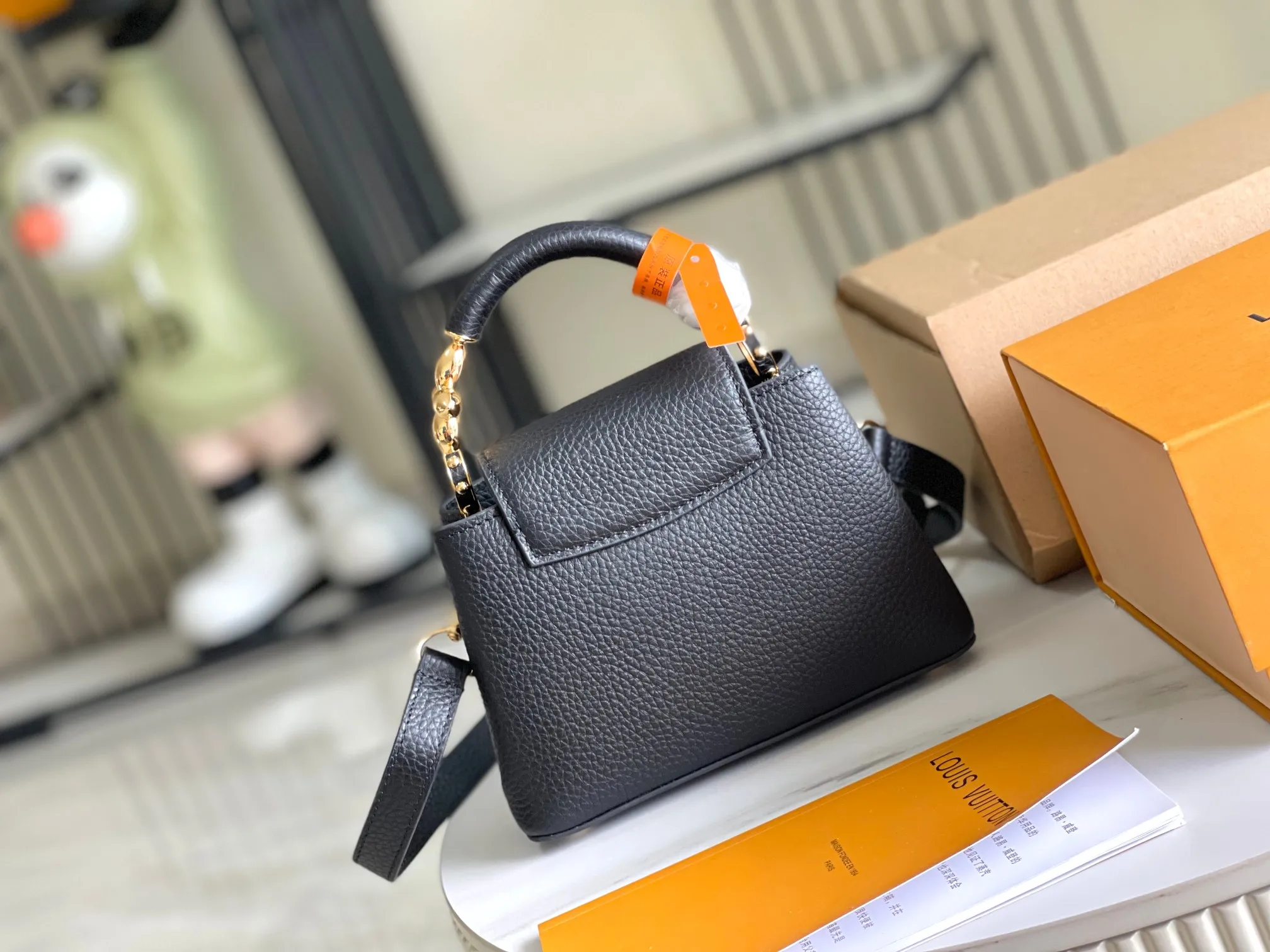 LVM23943 全粒面牛皮革手袋 女士斜挎包 - 细节图 4