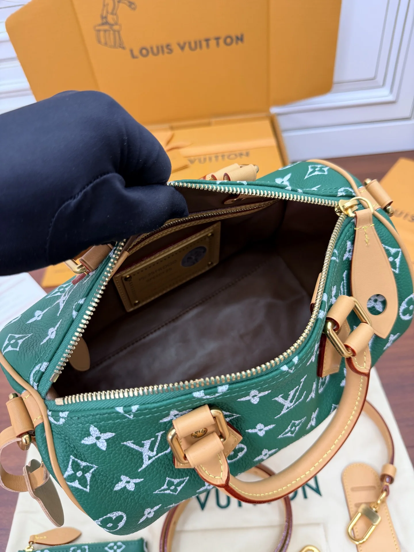 LVM24423 意大利A级树膏皮手袋 女士斜挎包 - 细节图 7