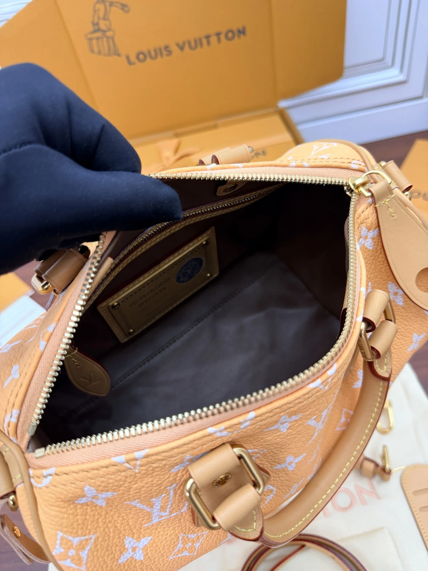 LVM13912 意大利A级树膏皮手袋 女士斜挎包 - 细节图 8