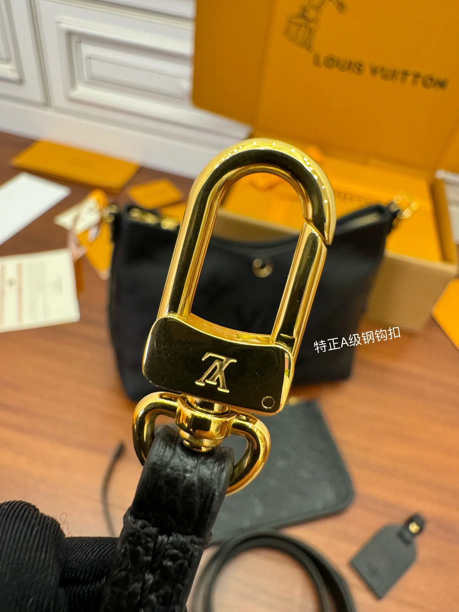 LVM46288 意大利A级树膏皮手袋 女士斜挎包 - 细节图 7