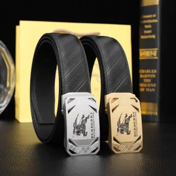 <p> 巴宝莉 男士自动腰带</p>- 宽度35MM 精品钢扣 精工打造 手感柔软 长短可以裁剪</p>