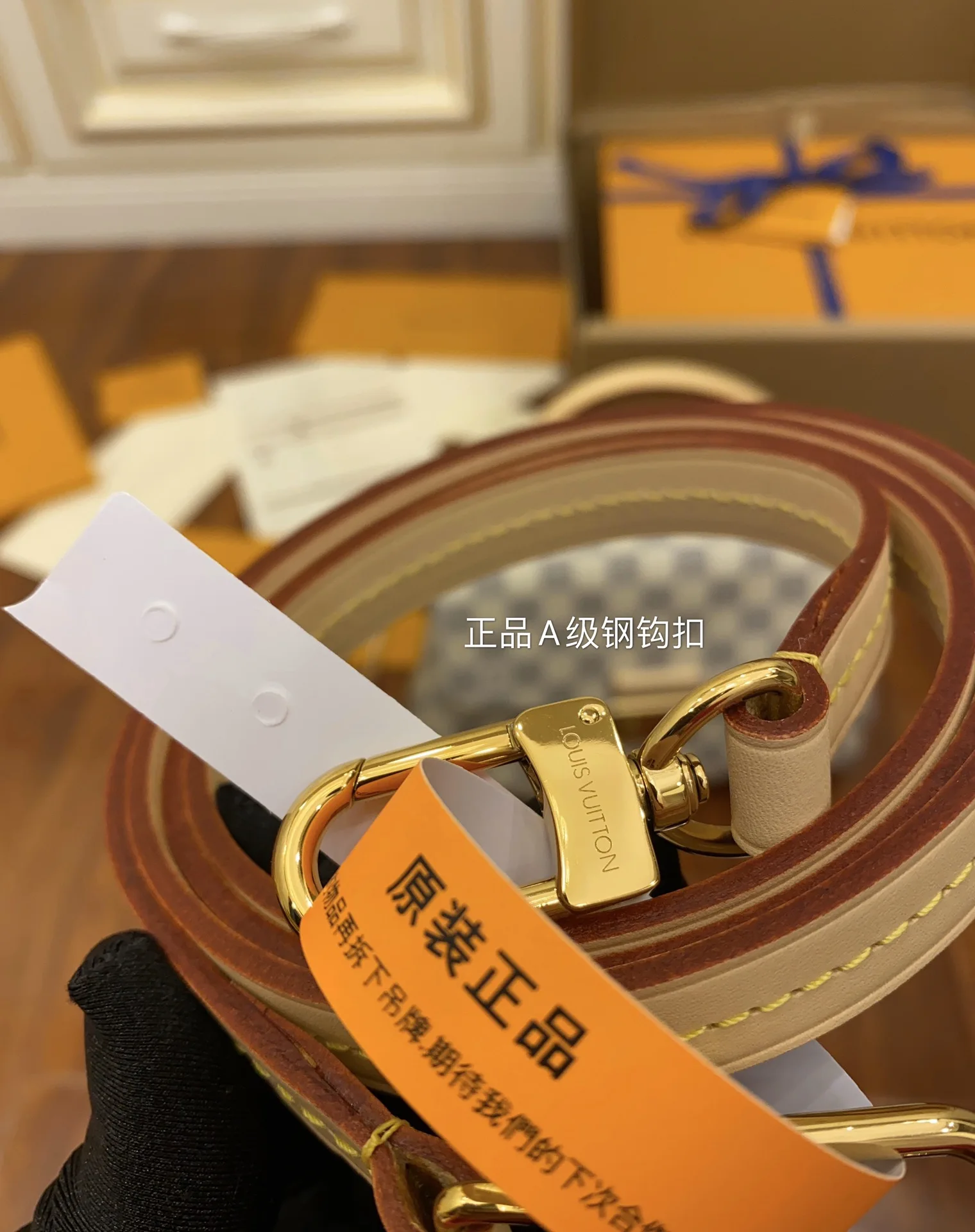 LVN41581 意大利A级树膏皮手袋 女士斜挎包 - 细节图 4