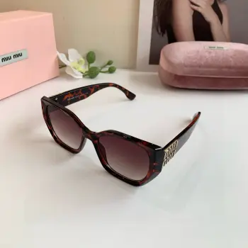 靓丽复古个性舒适遮阳墨镜