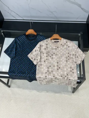 Old flower round neck short sleeve T-shirt