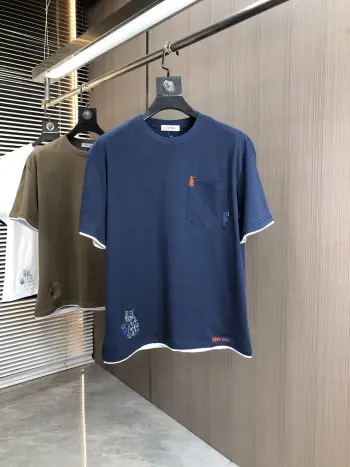 春夏新品时尚圆领短袖