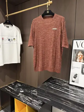Spring and summer casual men s round neck knitted short sleeve.