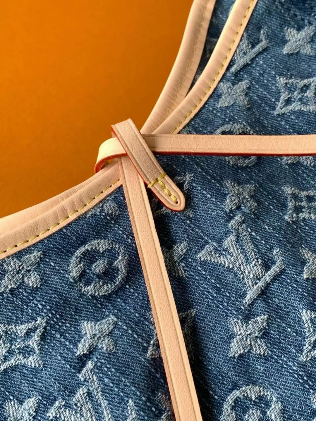 LVM27623 蓝色牛仔小号手袋 女士斜挎包 - 细节图 5