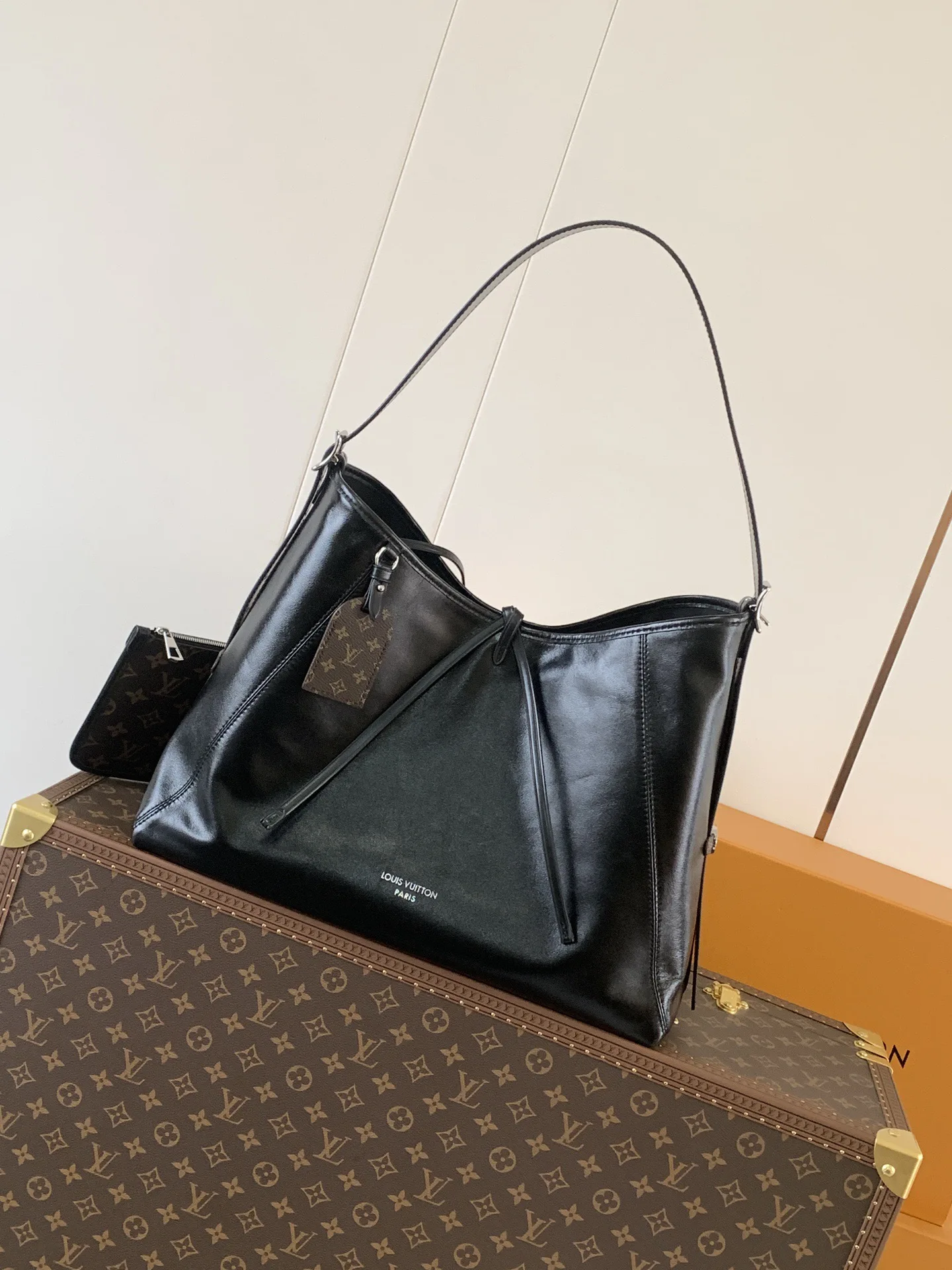LVM25143 羊皮革手袋 女士斜挎包 - 细节图 1
