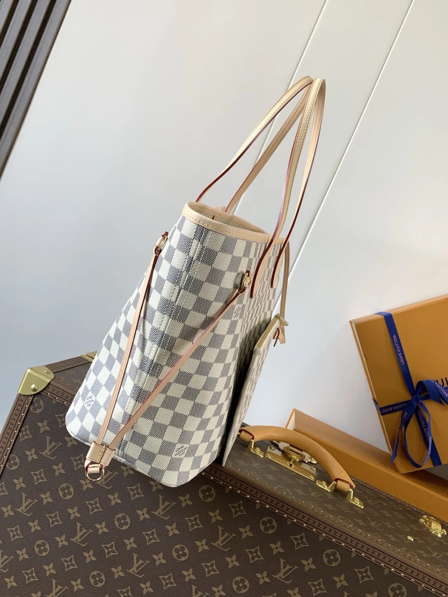 Louis Vuitton M41361 Classic Shopping Bag Women s Shoulder Bag - Detail view 2