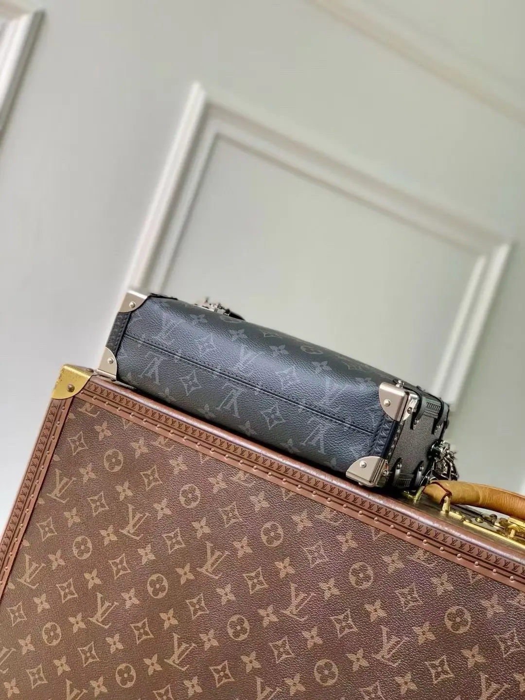 LVM26226 撞色皮革手袋 女士斜挎包 - 细节图 4