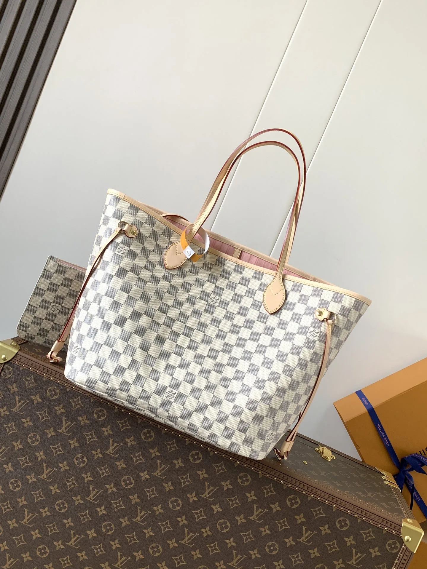 LVM41361 经典购物袋 女士单肩包
