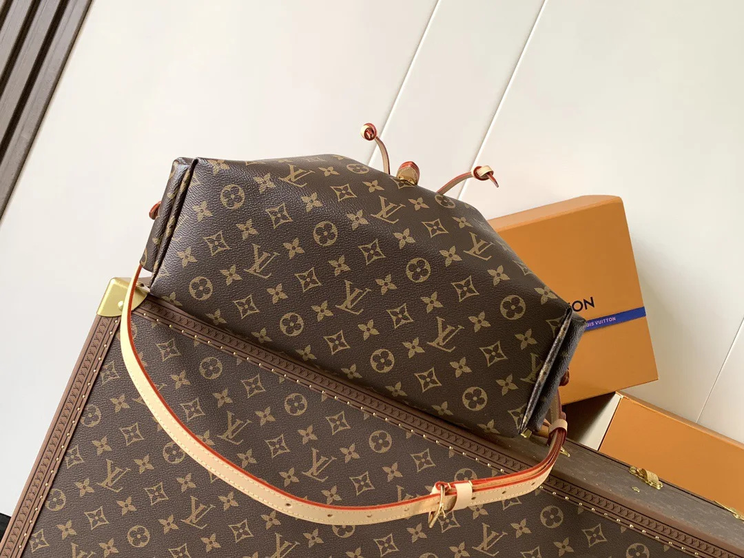 LVM26040 中号手袋 女士斜挎包 - 细节图 4