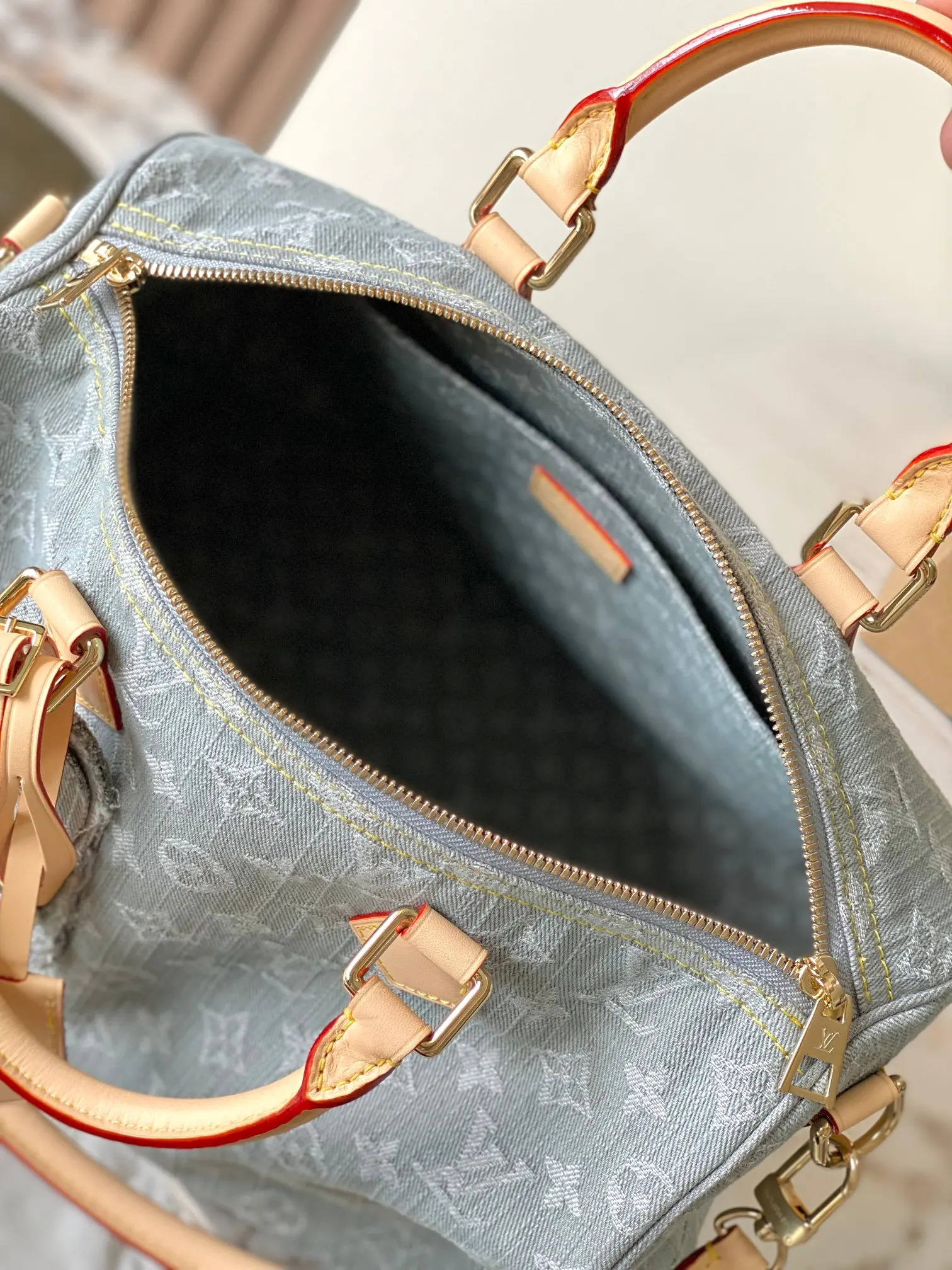 Louis Vuitton M13344 Full Steel Hardware Handbag Women s Shoulder Bag - Detail view 10
