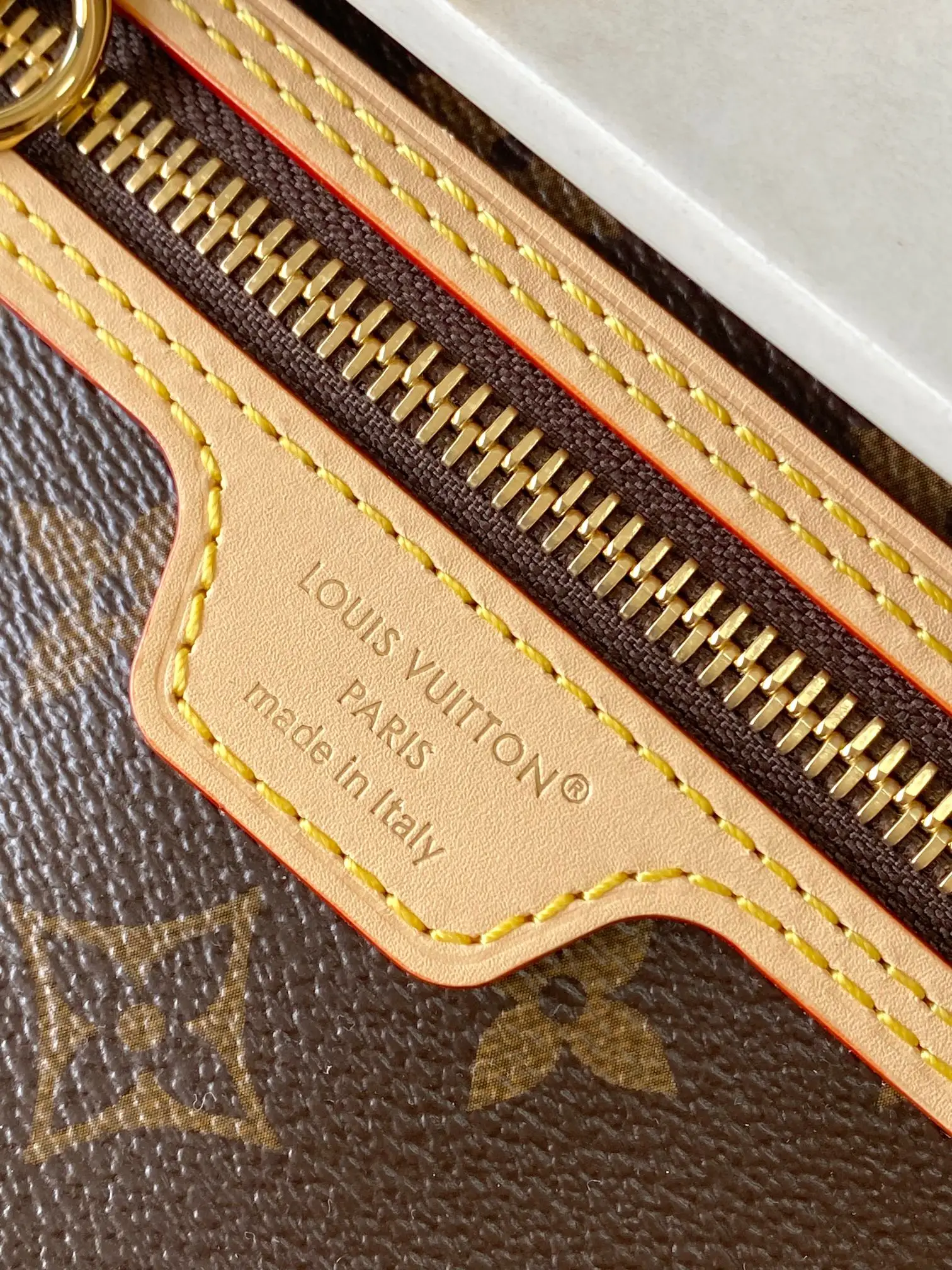 Louis Vuitton M27335 All-Steel Hardware Handbag Women s Shoulder Bag - Detail view 5