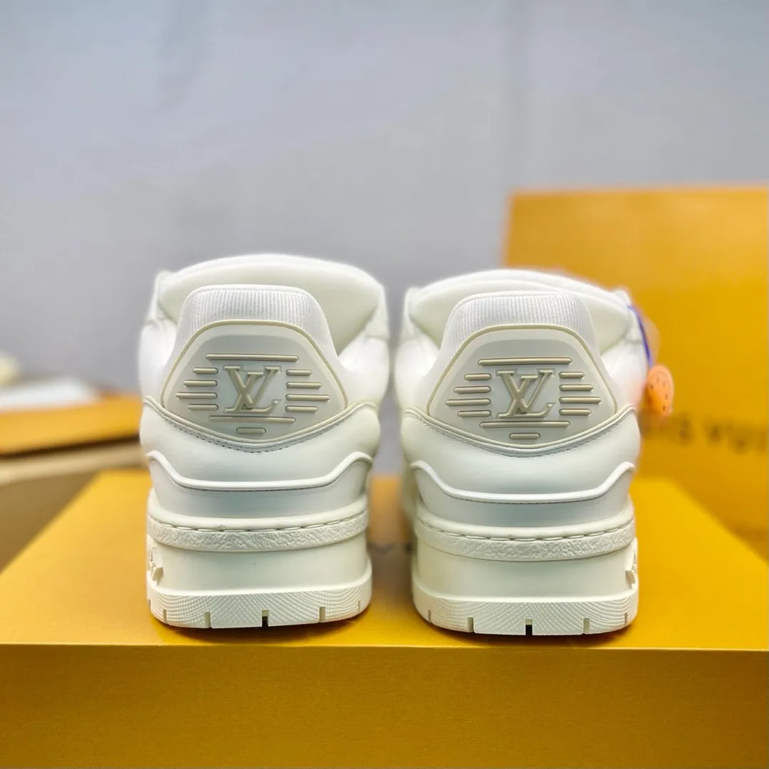 LV时尚胖丁鞋 情侣款运动鞋 - 细节图 8