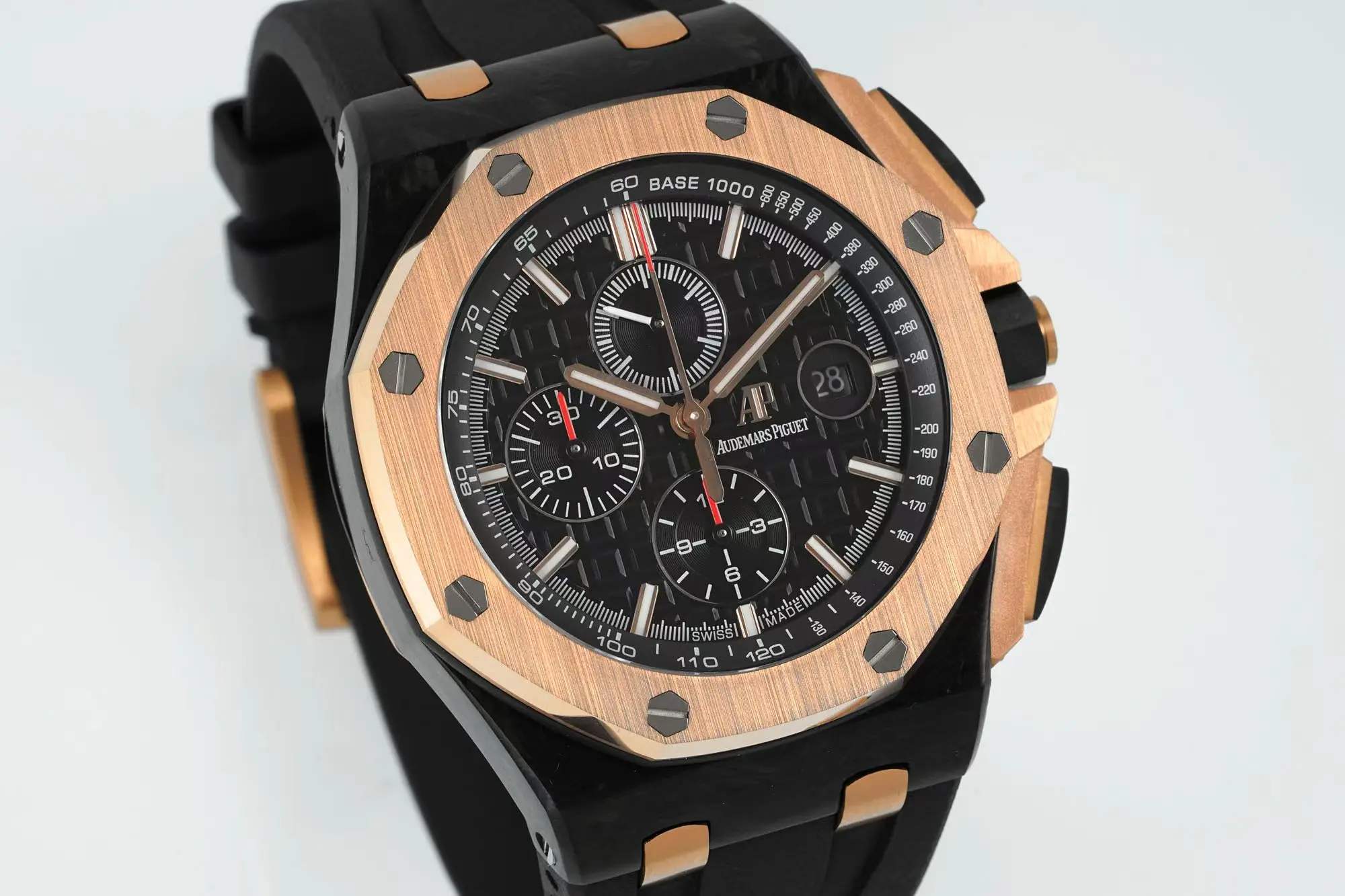 Audemars Piguet Audemars Piguet Royal Oak Offshore 26400 Series Men s Mechanical Watch - Detail view 2