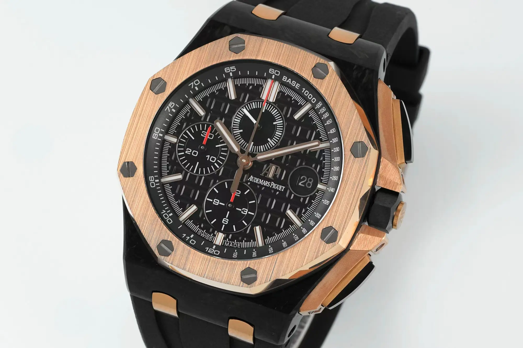 Audemars Piguet Audemars Piguet Royal Oak Offshore 26400 Series Men s Mechanical Watch - Detail view 3