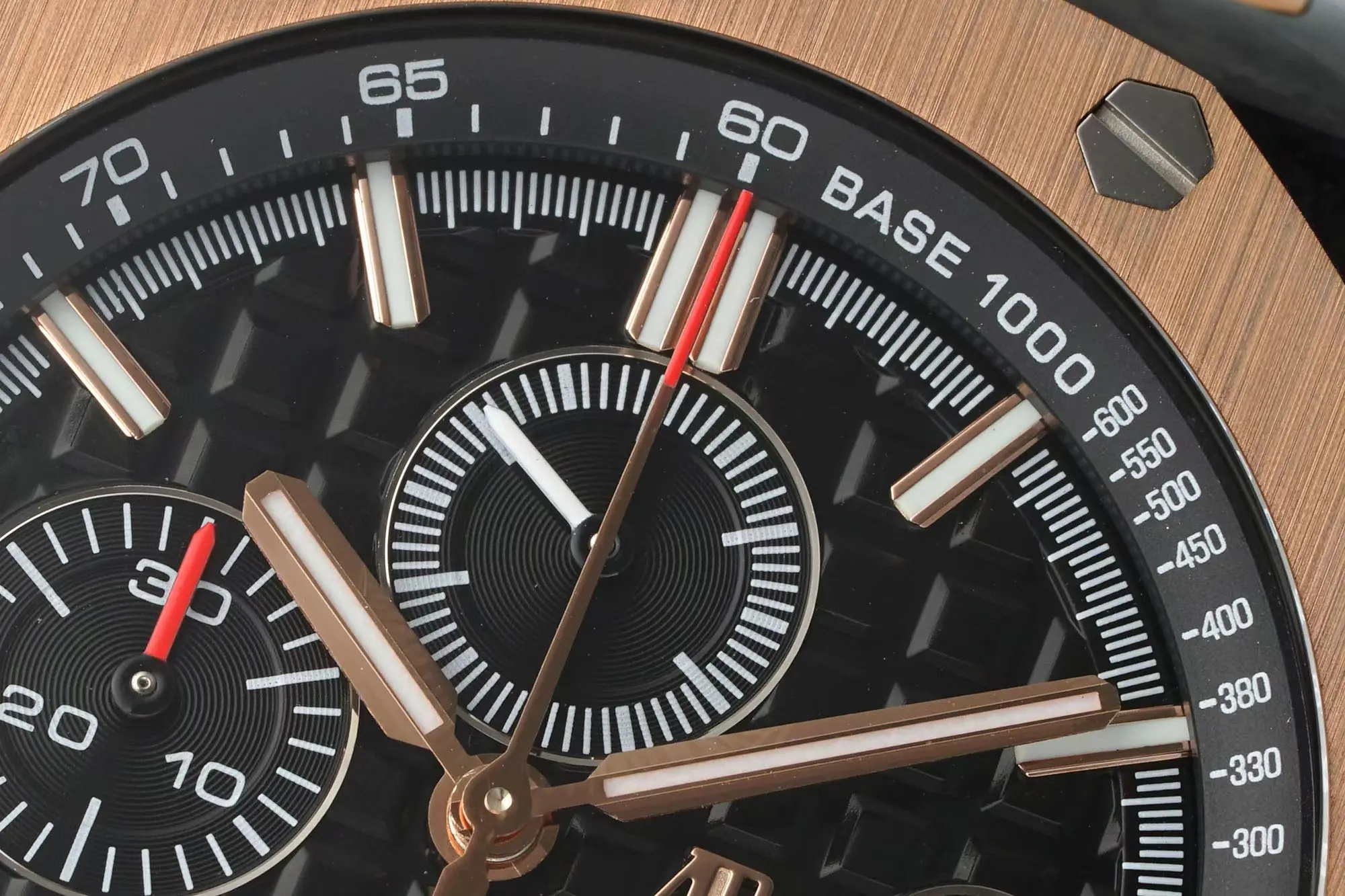 Audemars Piguet Audemars Piguet Royal Oak Offshore 26400 Series Men s Mechanical Watch - Detail view 4