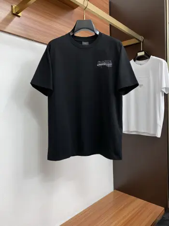 最新款圆领短袖