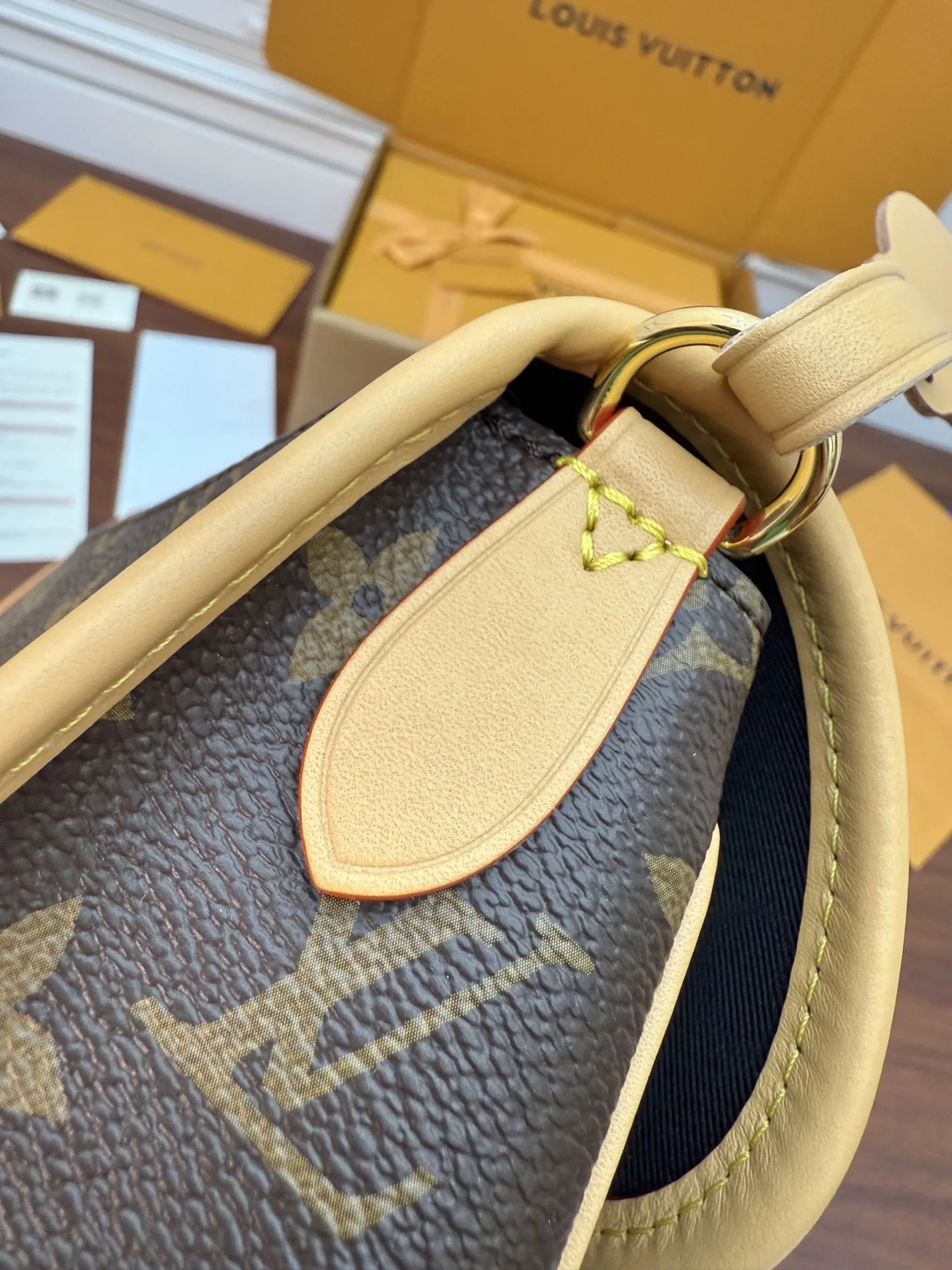 LVM45985 进口菱形手袋 女士斜挎包 - 细节图 7