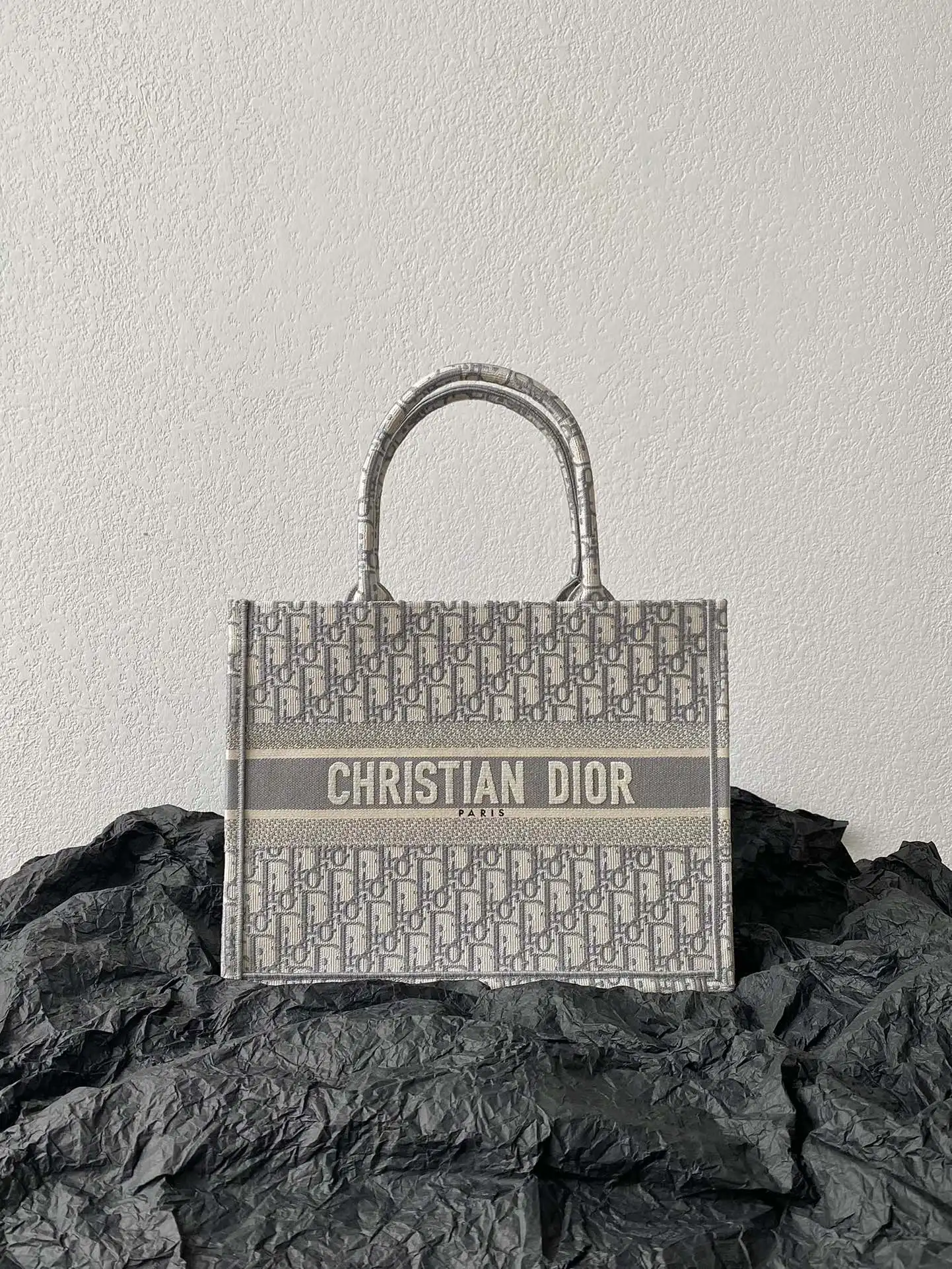 Dior Old Flower Gray Shopping Bag Women s Tote Bag - Detail view 1