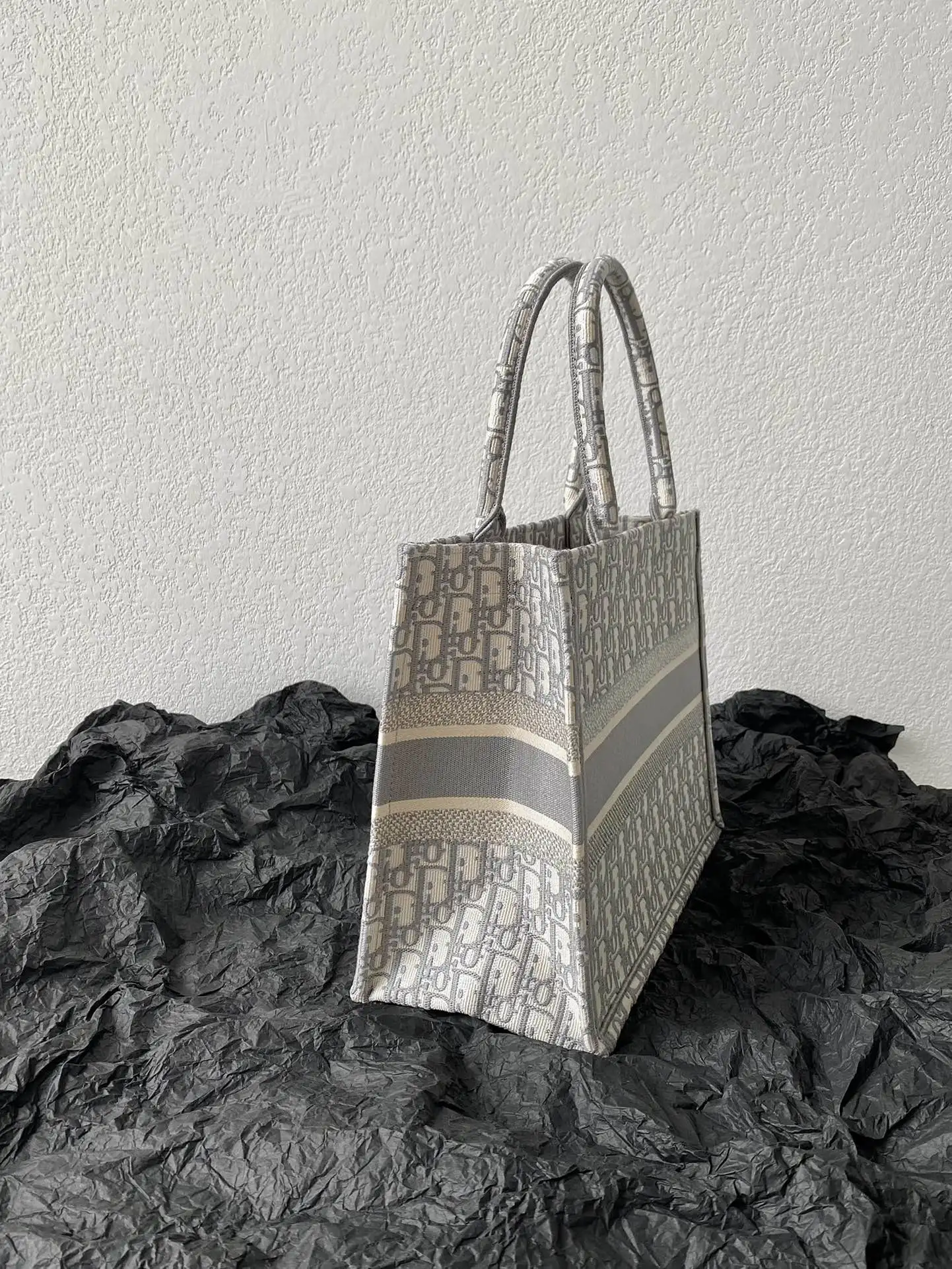 Dior Old Flower Gray Shopping Bag Women s Tote Bag - Detail view 3