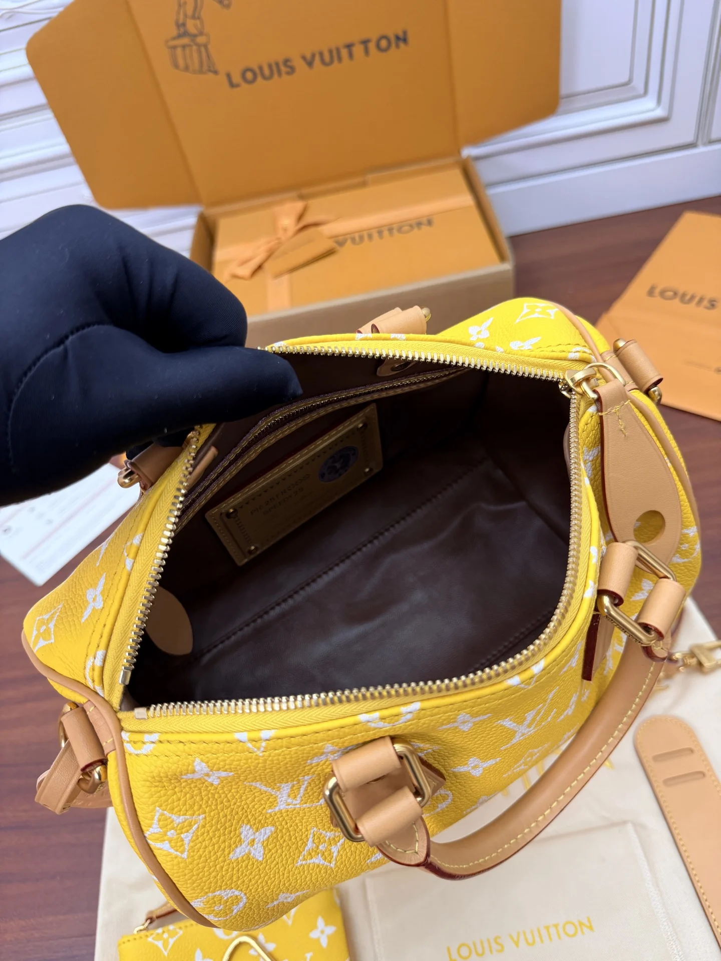 LVM24426 意大利A级树膏皮手袋 女士斜挎包 - 细节图 7