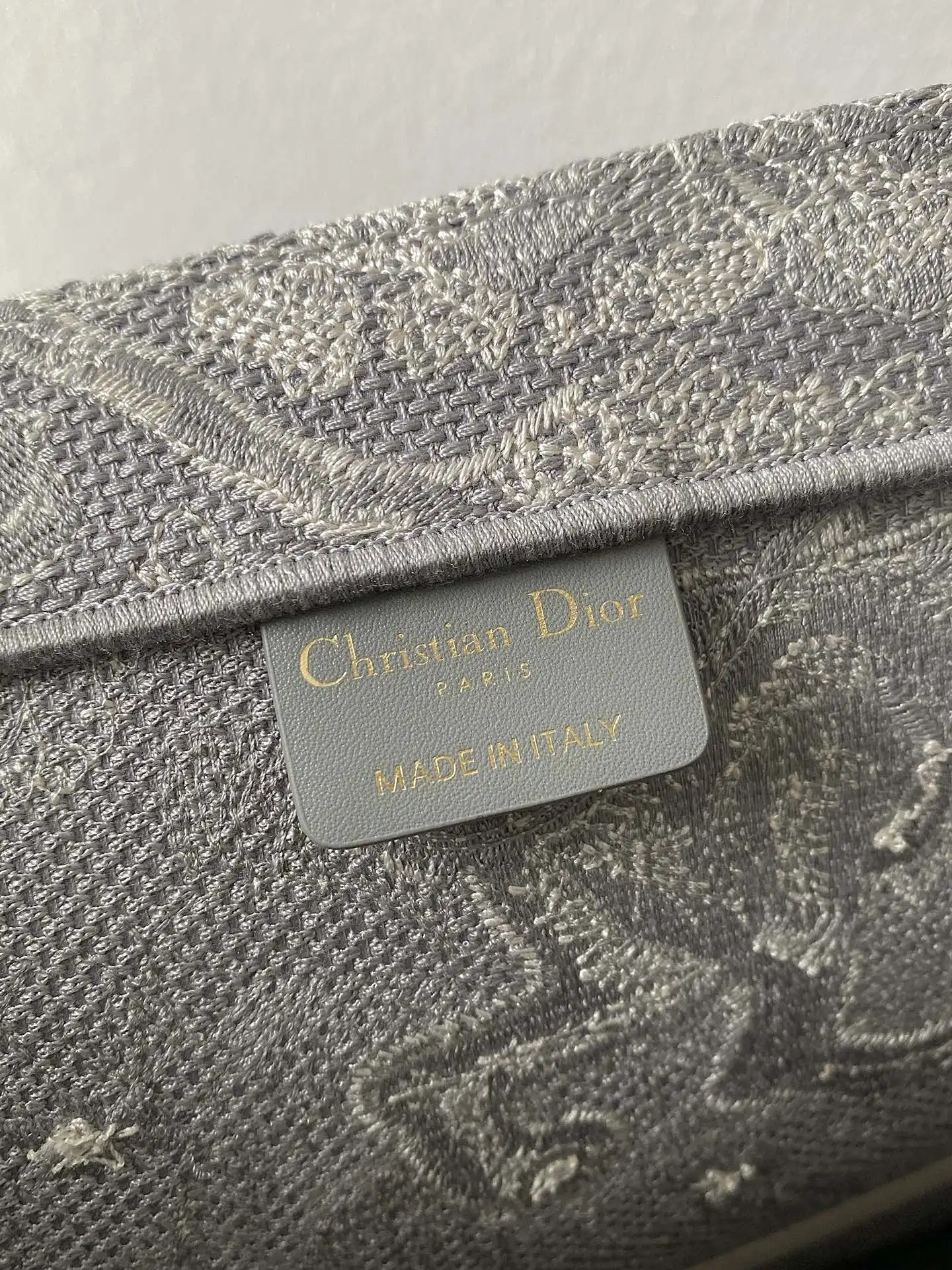 Dior 8001 Silver Gray Tiger Shopping Bag Women s Tote Bag - Detail view 8