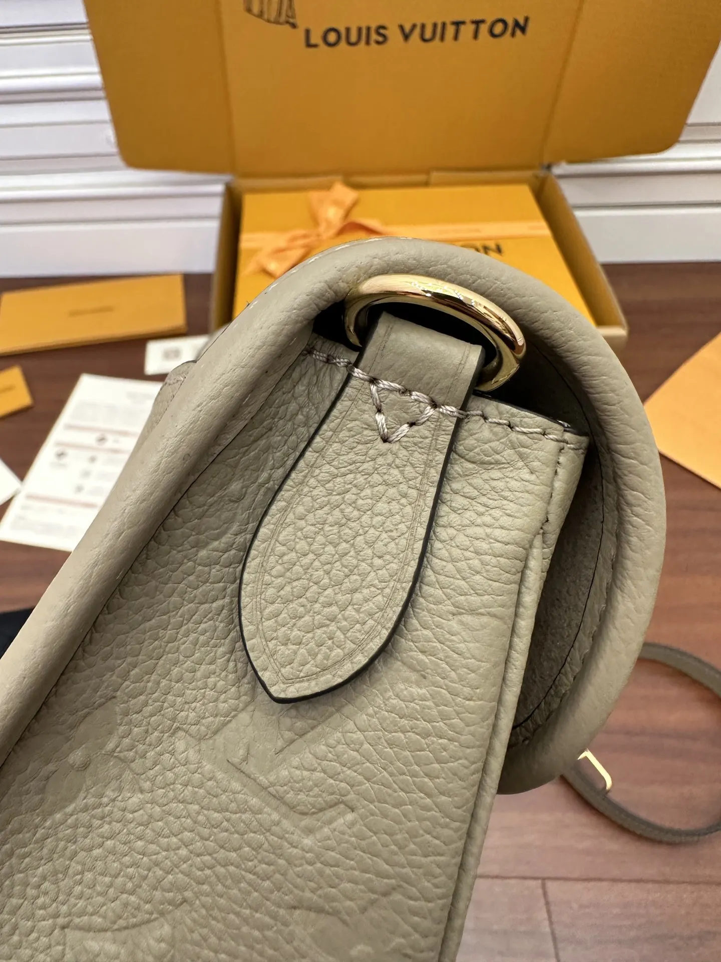 LVM46583 进口菱形手袋 女士斜挎包 - 细节图 7