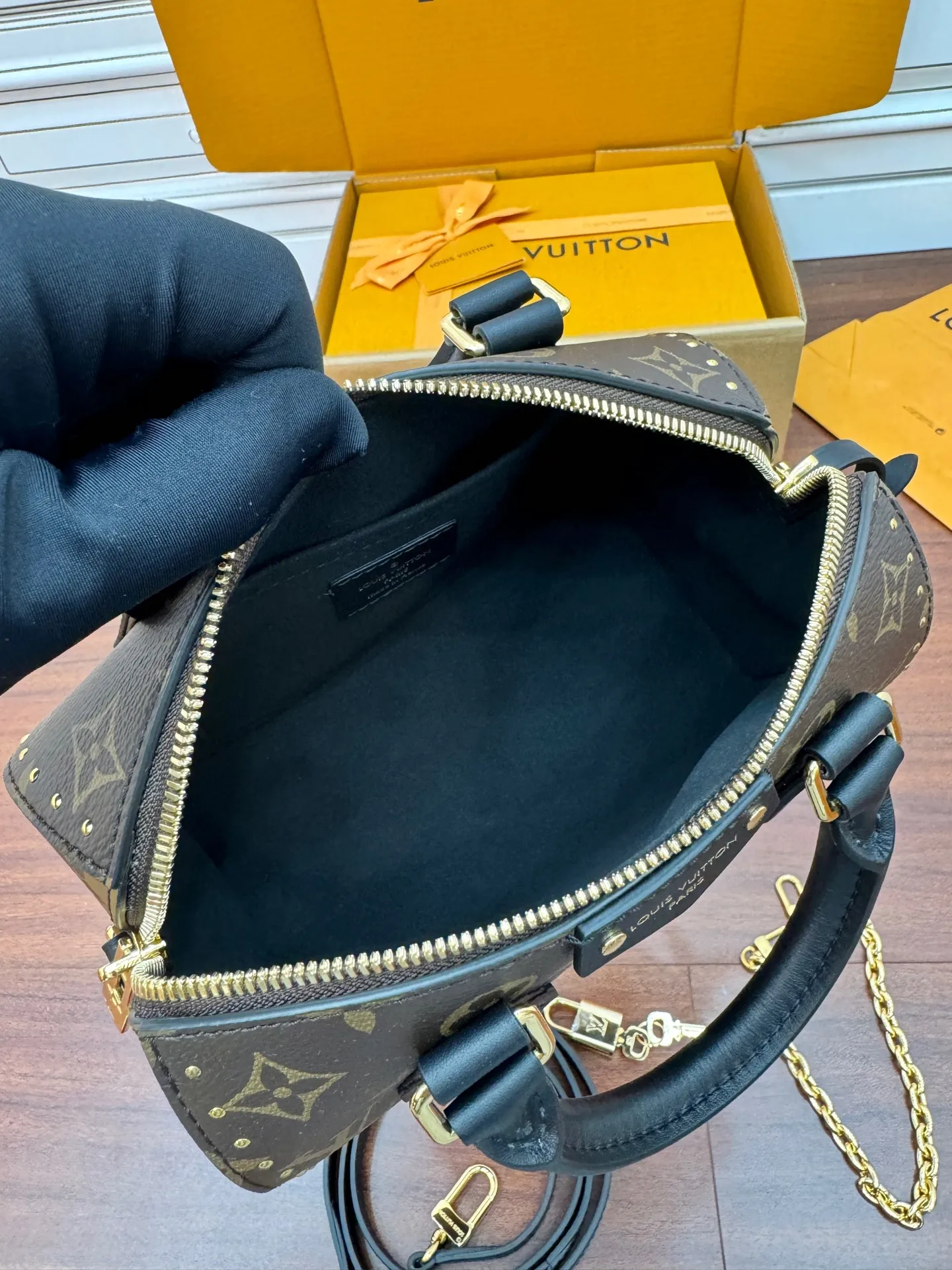 LVM13146 进口菱形面料手袋 女士斜挎包 - 细节图 5