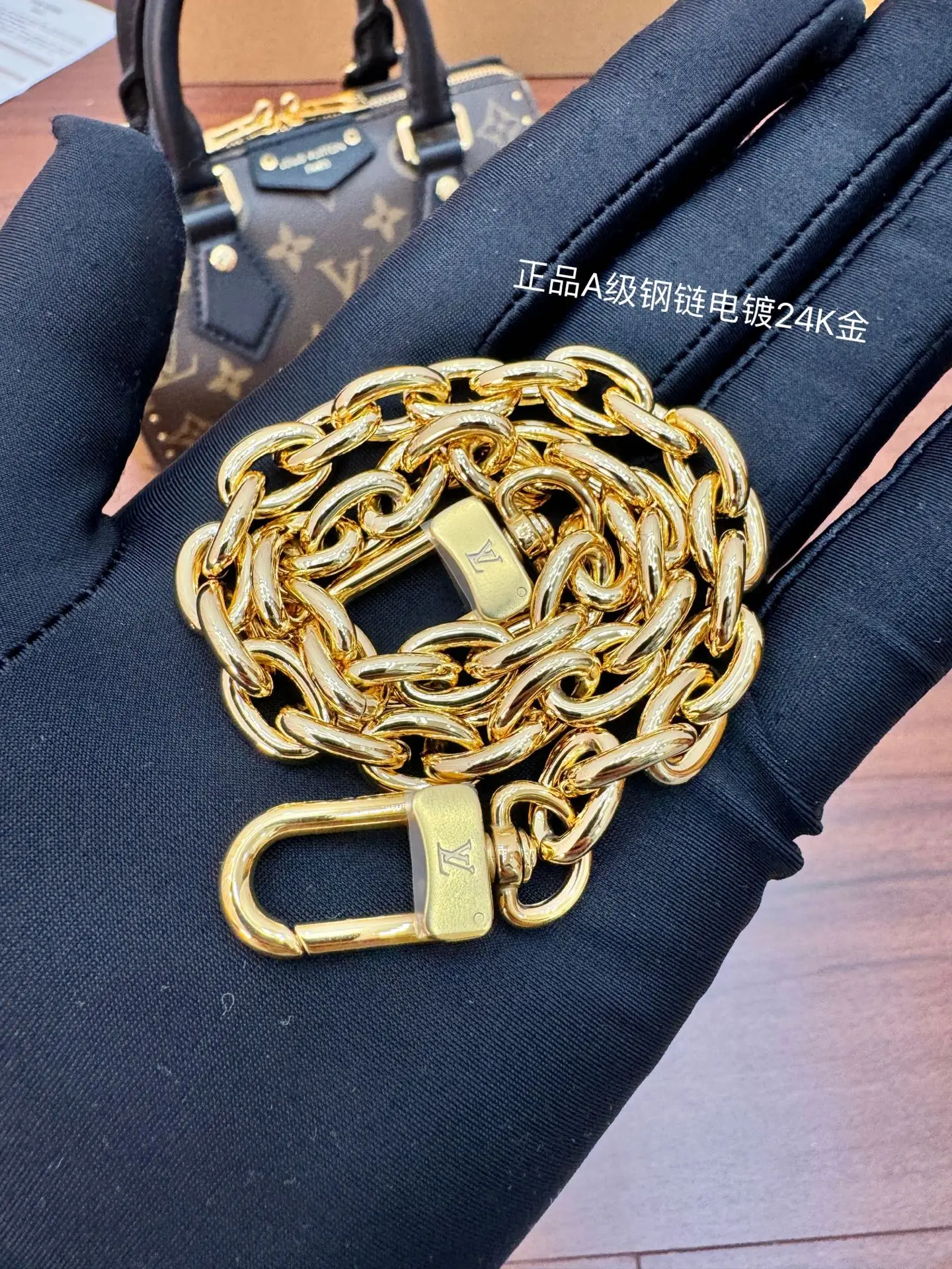 LVM13146 进口菱形面料手袋 女士斜挎包 - 细节图 6