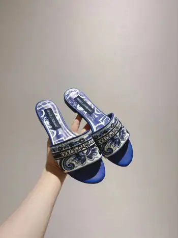 真皮大底凉拖鞋 女士拖鞋