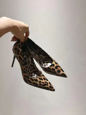 真皮大底皮鞋 女士皮鞋