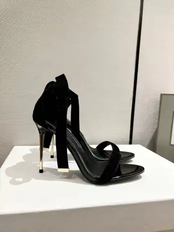 真皮大底凉皮鞋 女士凉鞋